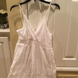 Maxi dress with lace panels